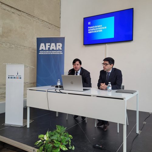 2025-11-24 Desayuno KPMG AFAR Desafios Laborales Empresas (7)